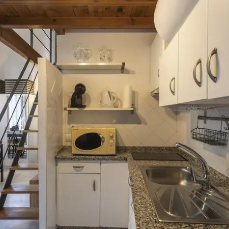 San Leandro De Oasis En El Centro * Севилья
