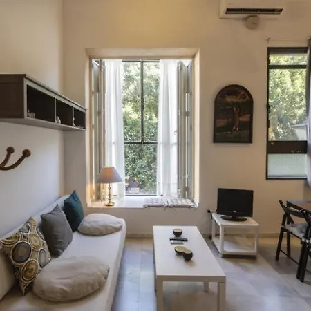 San Leandro De Oasis En El Centro Seville